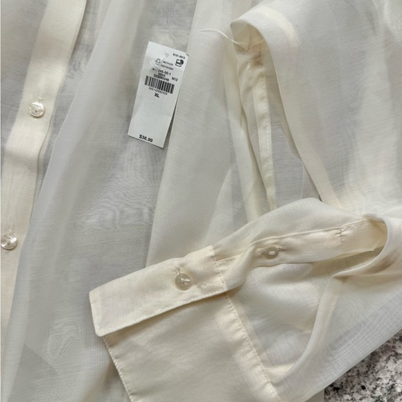 Sheer Cream Old Navy Blouse - Picture 4 of 5